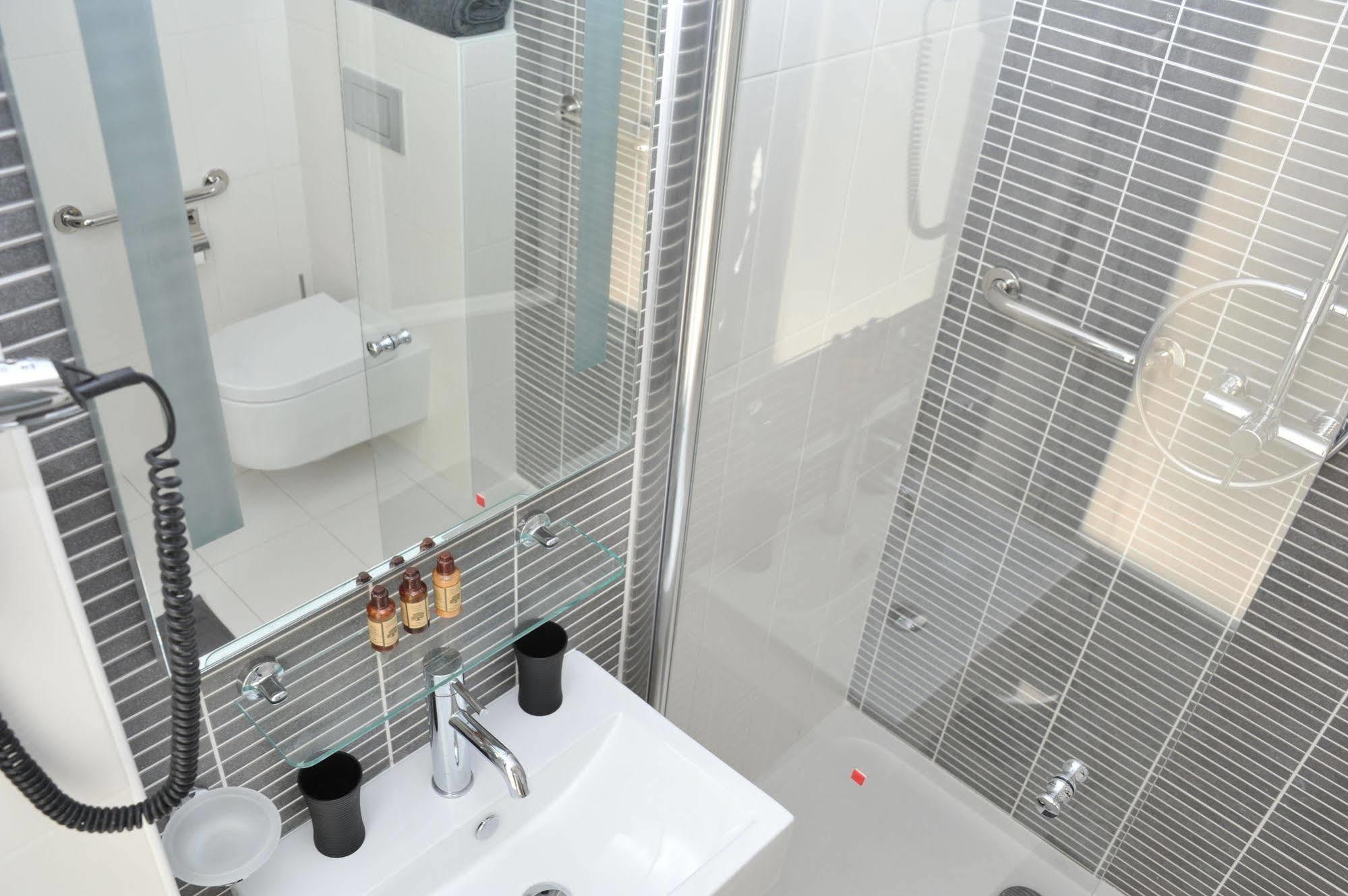 De La Mare Hotel Paris